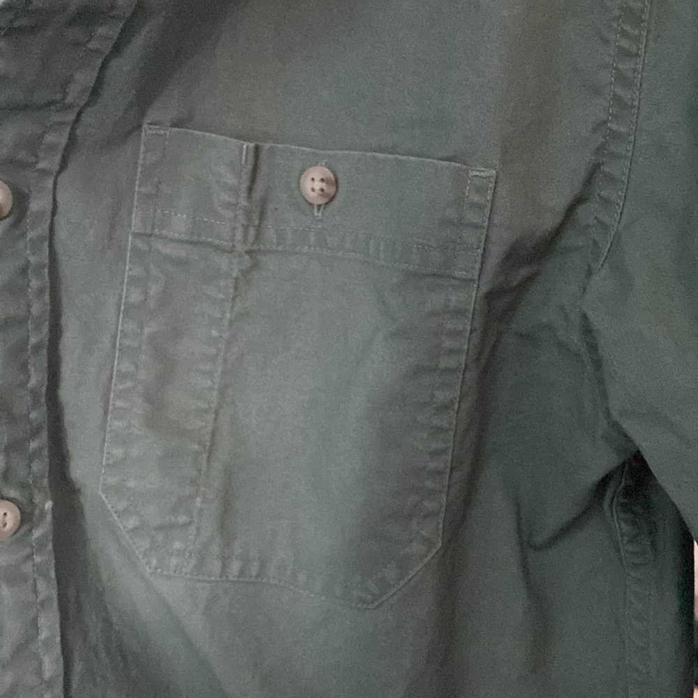 Women’s L.L. Bean slightly fitted green small regular 100% cotton - Picture 3 of 4